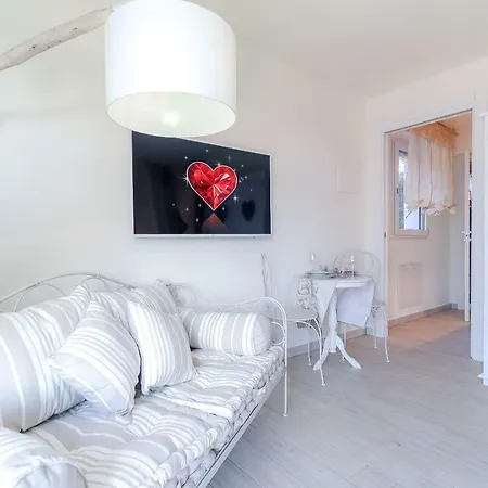 Apartment Uel Laghee *